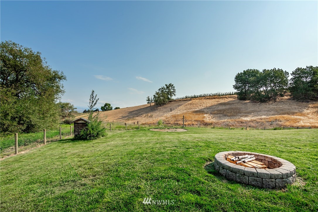 1384 Tozer Road Ellensburg, WA 98926 - Photo 37 of 39 Gallery Image 37
