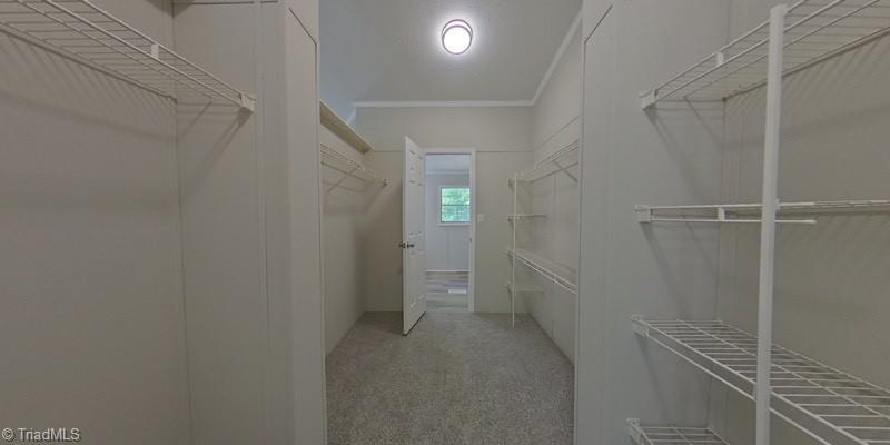 252 Eulala Leonard Road Lexington, NC 27295 - Photo 2 of 29