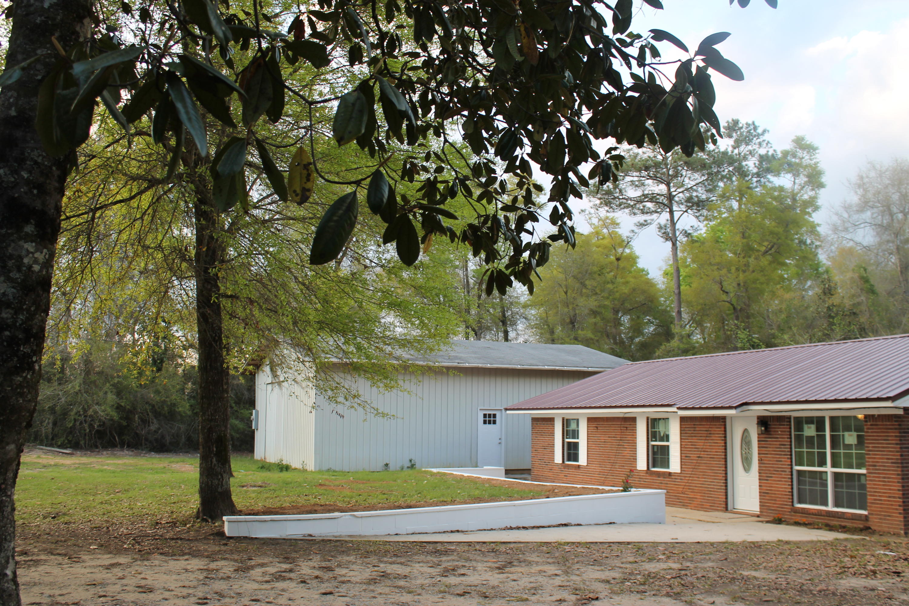 5755 Woolley Road Crestview, FL 32539 - Photo 2 of 29 IMG_3034.JPG