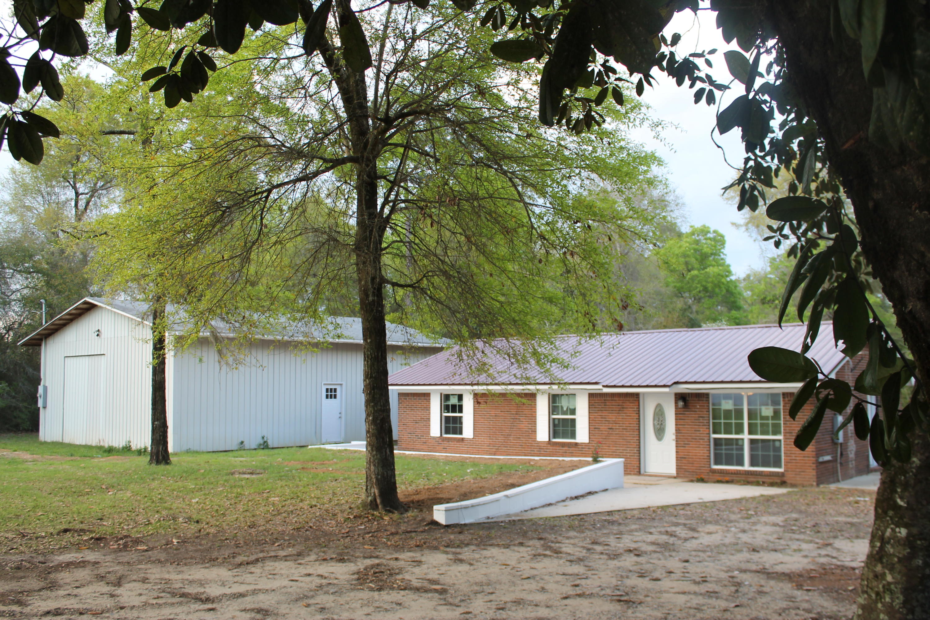 5755 Woolley Road Crestview, FL 32539 - Photo 4 of 29 IMG_3035.JPG