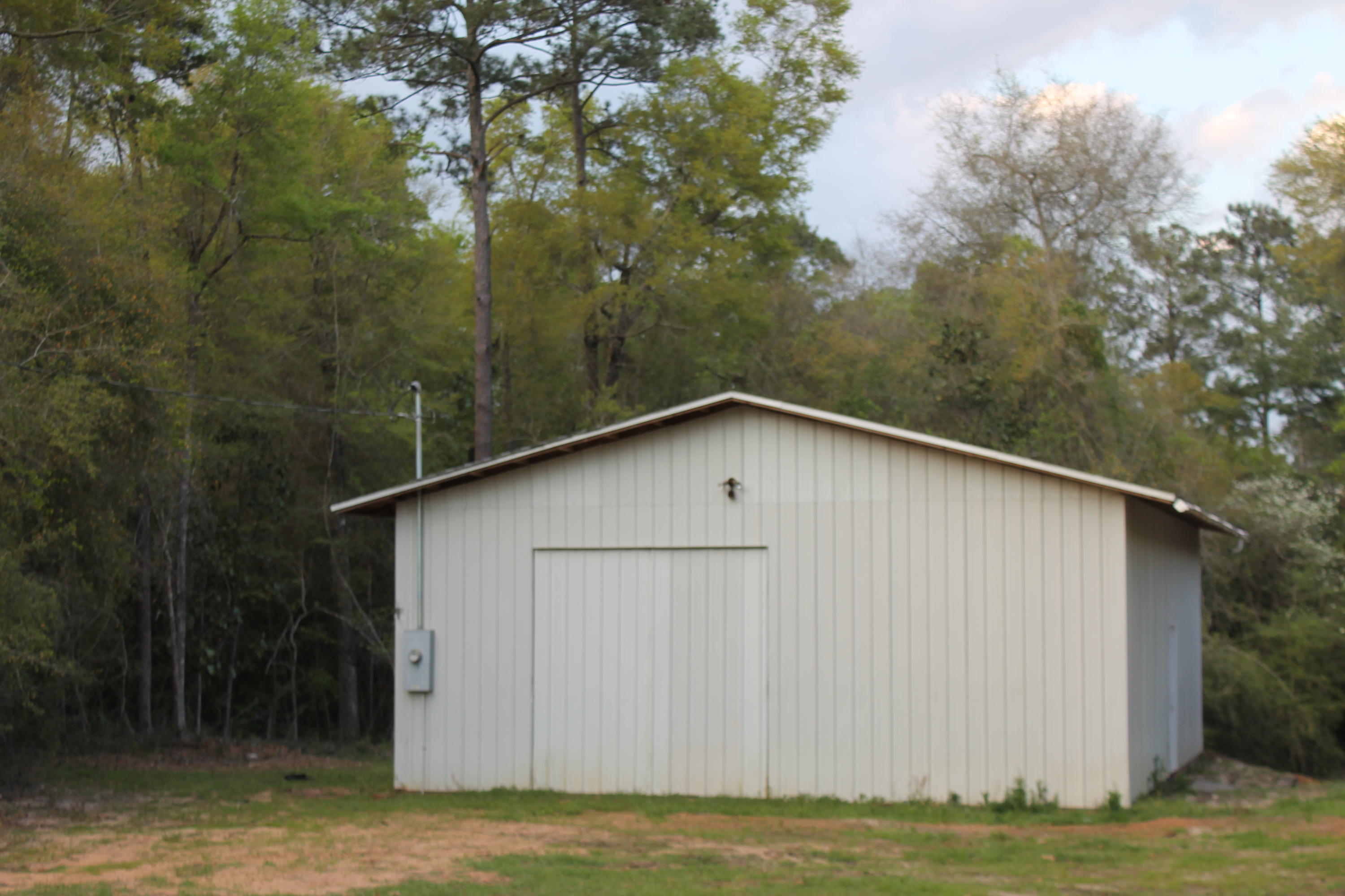 5755 Woolley Road Crestview, FL 32539 - Photo 7 of 29 IMG_3039.JPG