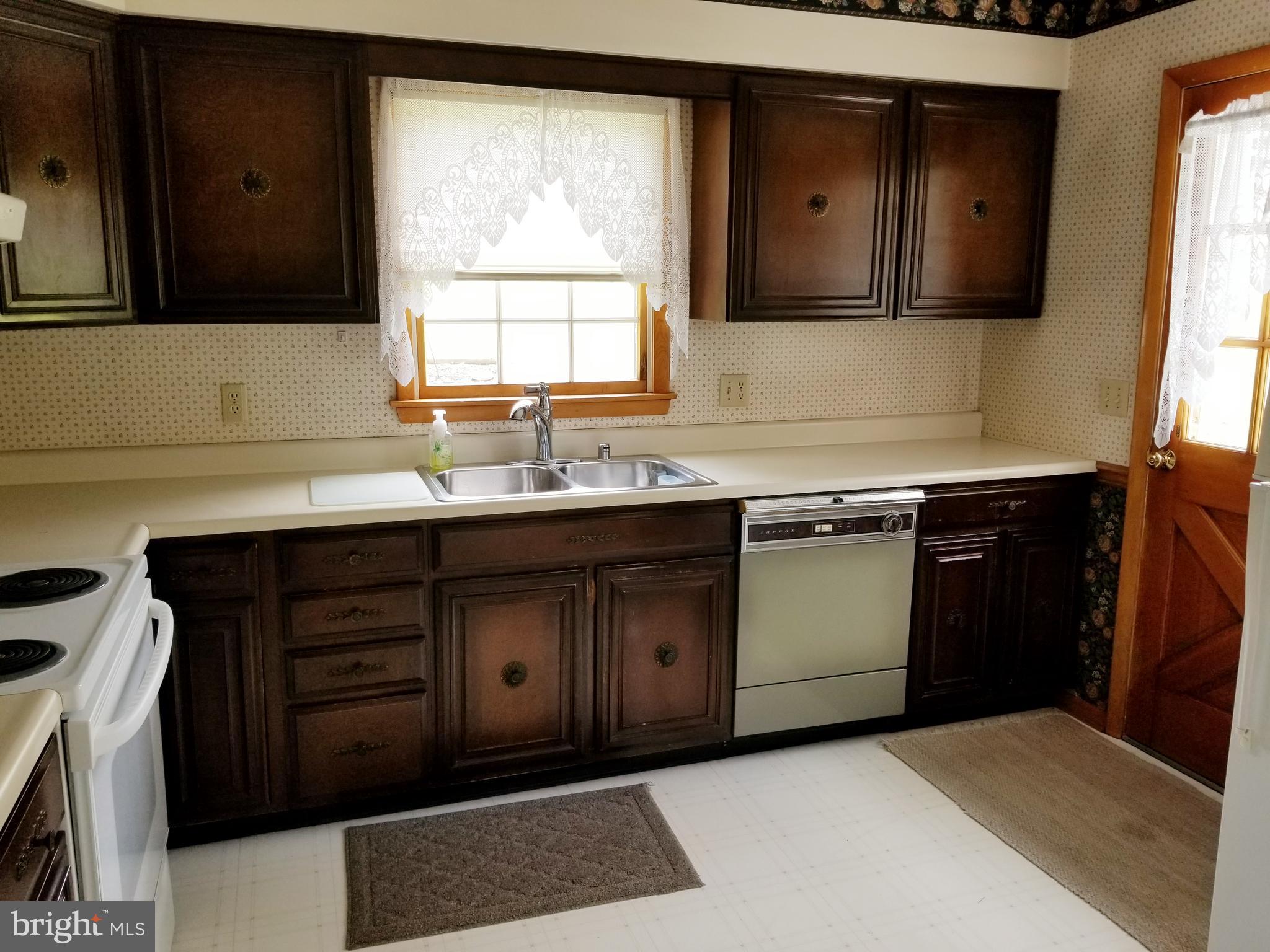 1017 Gahle Road Westminster, MD 21157 - Photo 11 of 39 Gallery Image 11