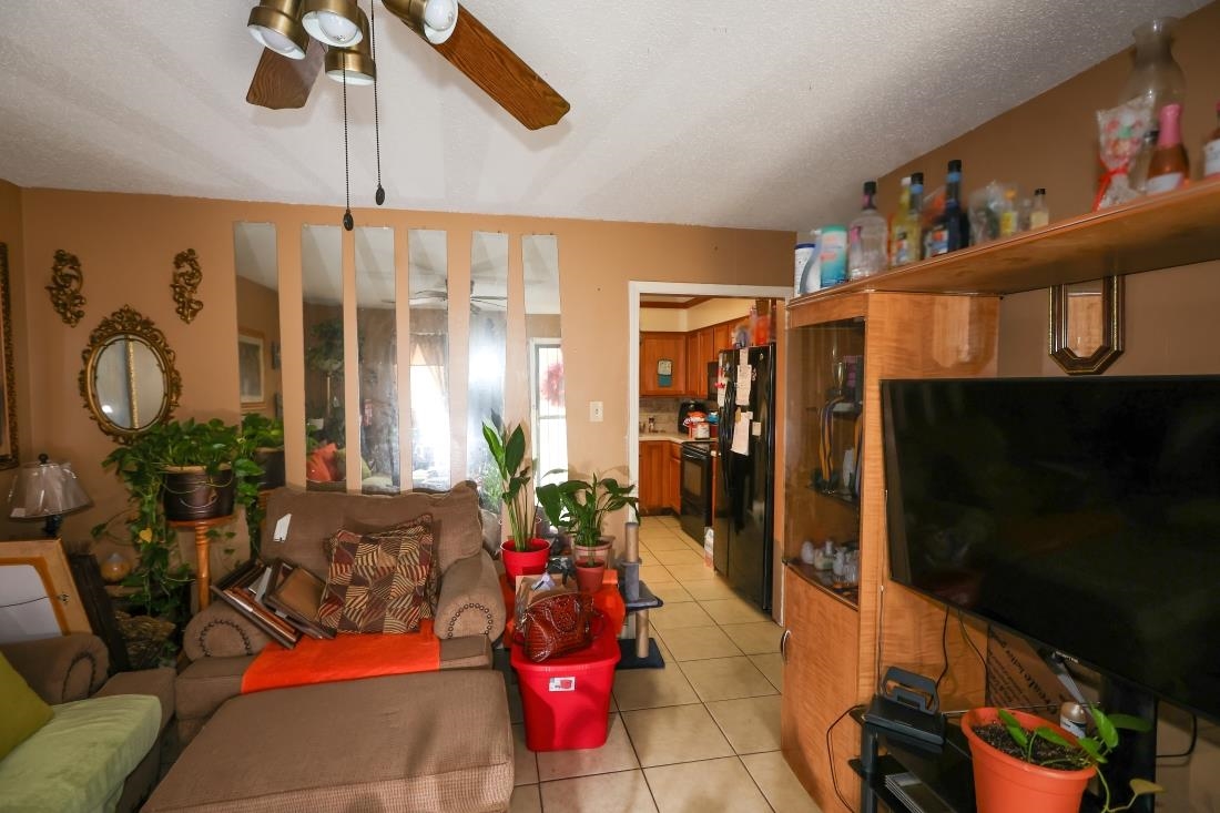 6017 Elk Grove Road Memphis, TN 38115 - Photo 3 of 22 Gallery Image 3