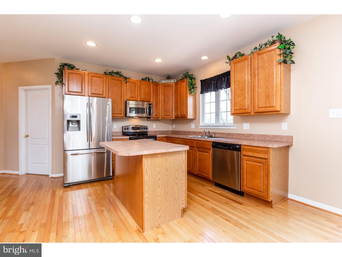 1181 Woodruff Road Coatesville, PA 19320 - Photo 7 of 25 Gallery Image 7