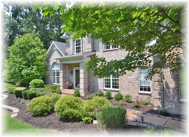Simply FABULOUS . . . only 5.3 miles to downtown Franklin . . . minutes to I-65 and Cool Springs Galleria . . . 
