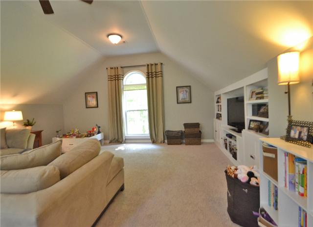 4257 Warren Road Franklin, TN 37067 - Photo 13 of 20 Large . . . upstairs bonus room . . .