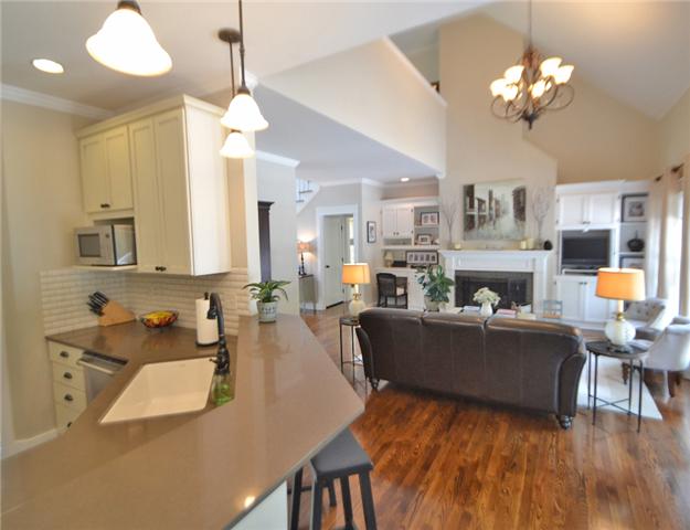 4257 Warren Road Franklin, TN 37067 - Photo 6 of 20 Kitchen . . . breakfast area adjoin great room . . .