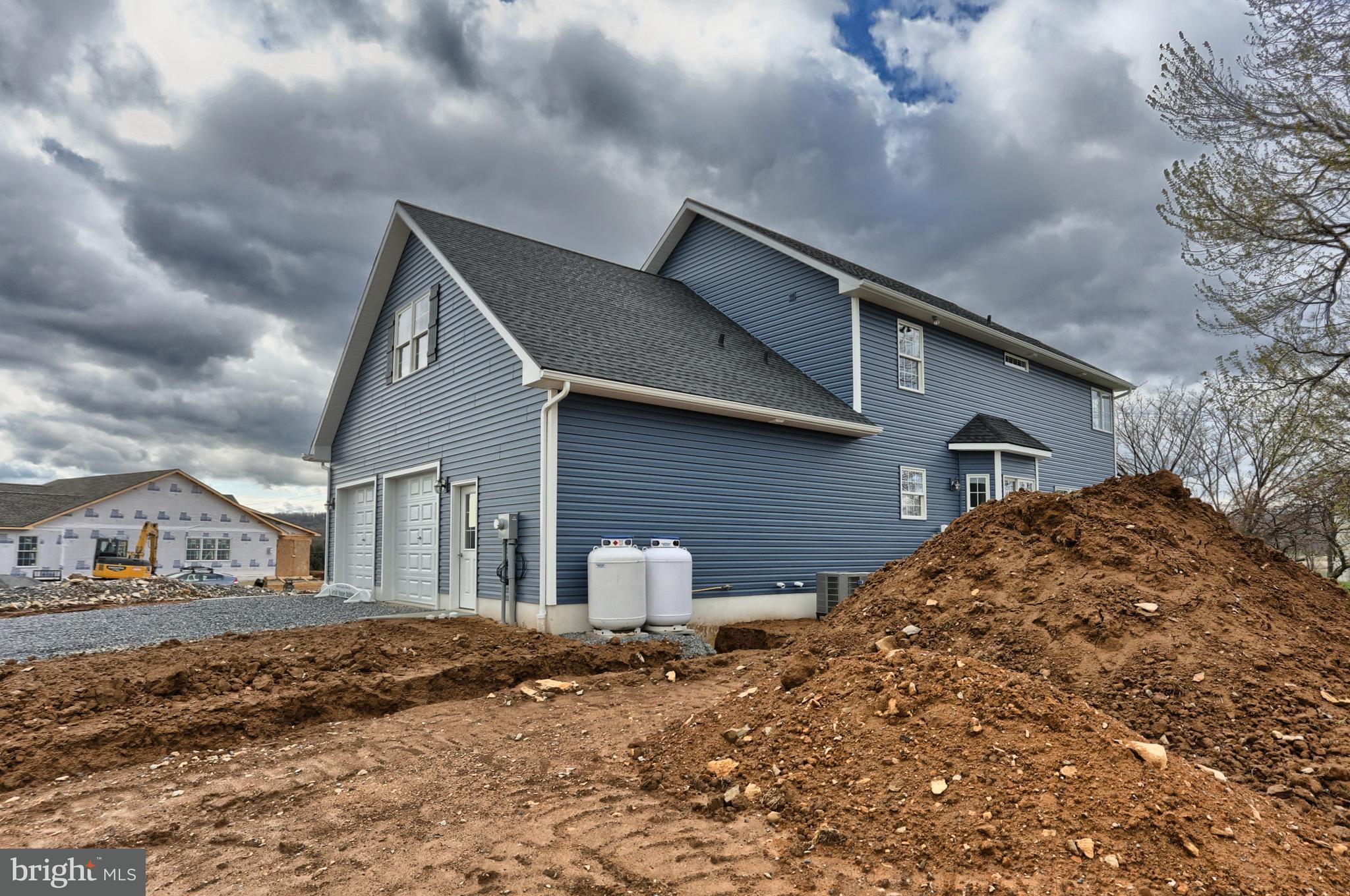 108 Scenic Ridge Boulevard Lebanon, PA 17042 - Photo 5 of 38 Gallery Image 5