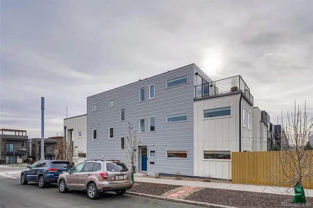 $3,195 | 3830 West 13th Avenue, Denver, CO 80204