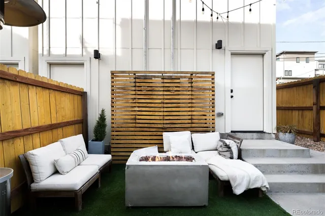 $3,195 | 3830 West 13th Avenue, Denver, CO 80204