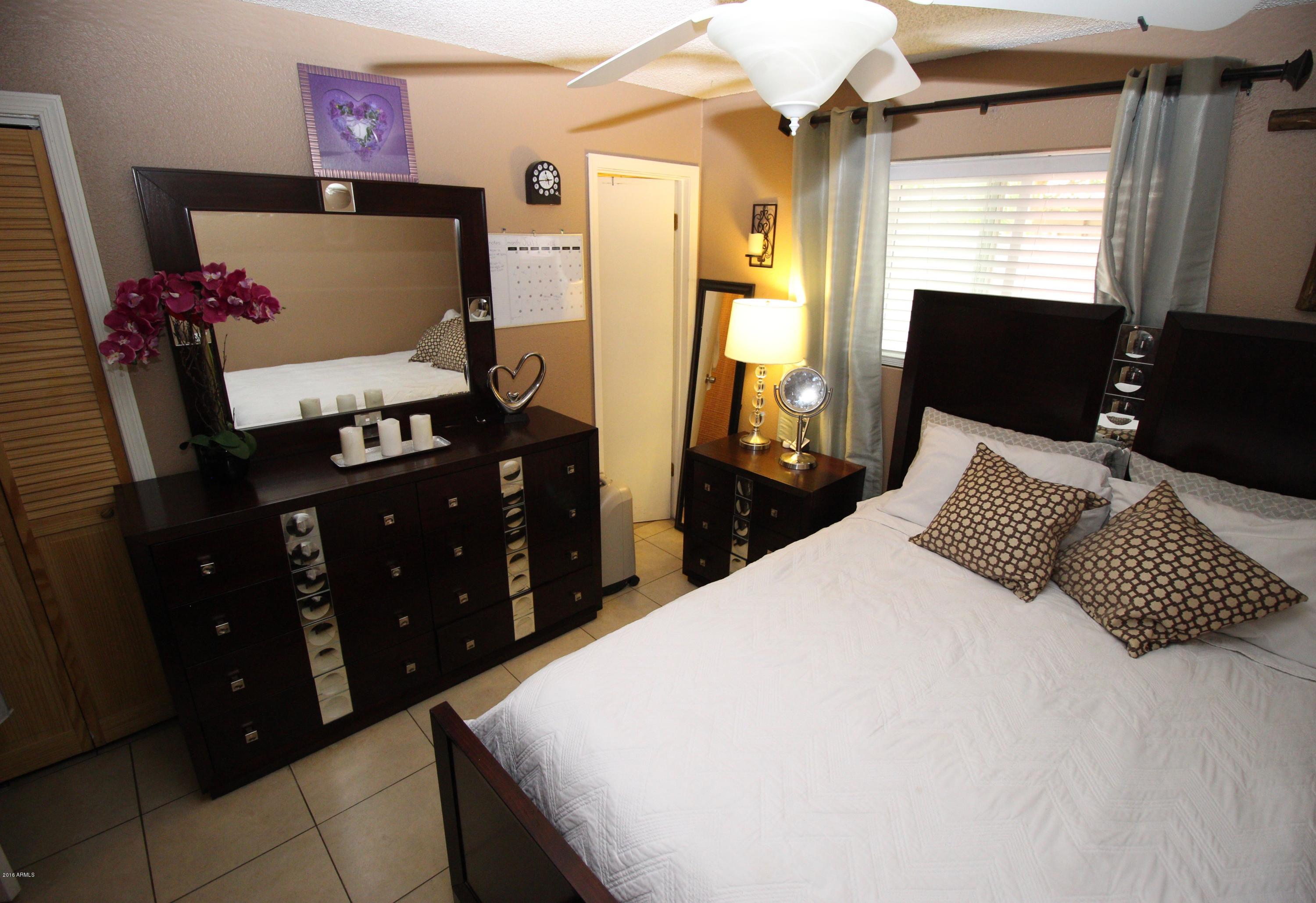 4515 West Hatcher Road Glendale, AZ 85302 - Photo 6 of 15 4515 W Hatcher Master Bedroom