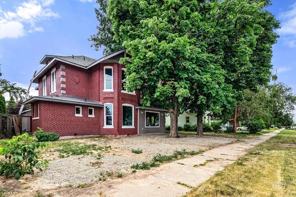 $599,900 | 1122 1st Avenue South, Payette, ID 83661