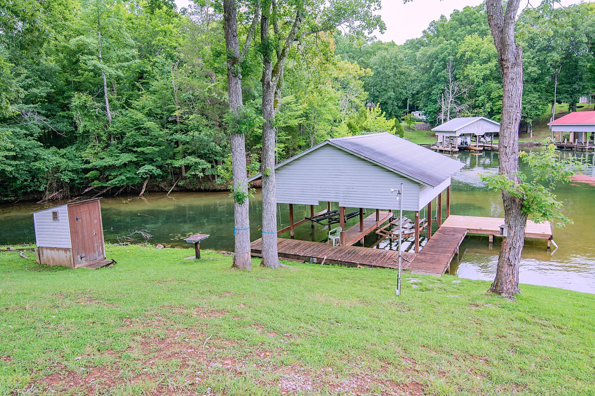 165 Lakeshore Court Spring City, TN 37381 - Photo 46 of 52 165LakeshoreCourt-46