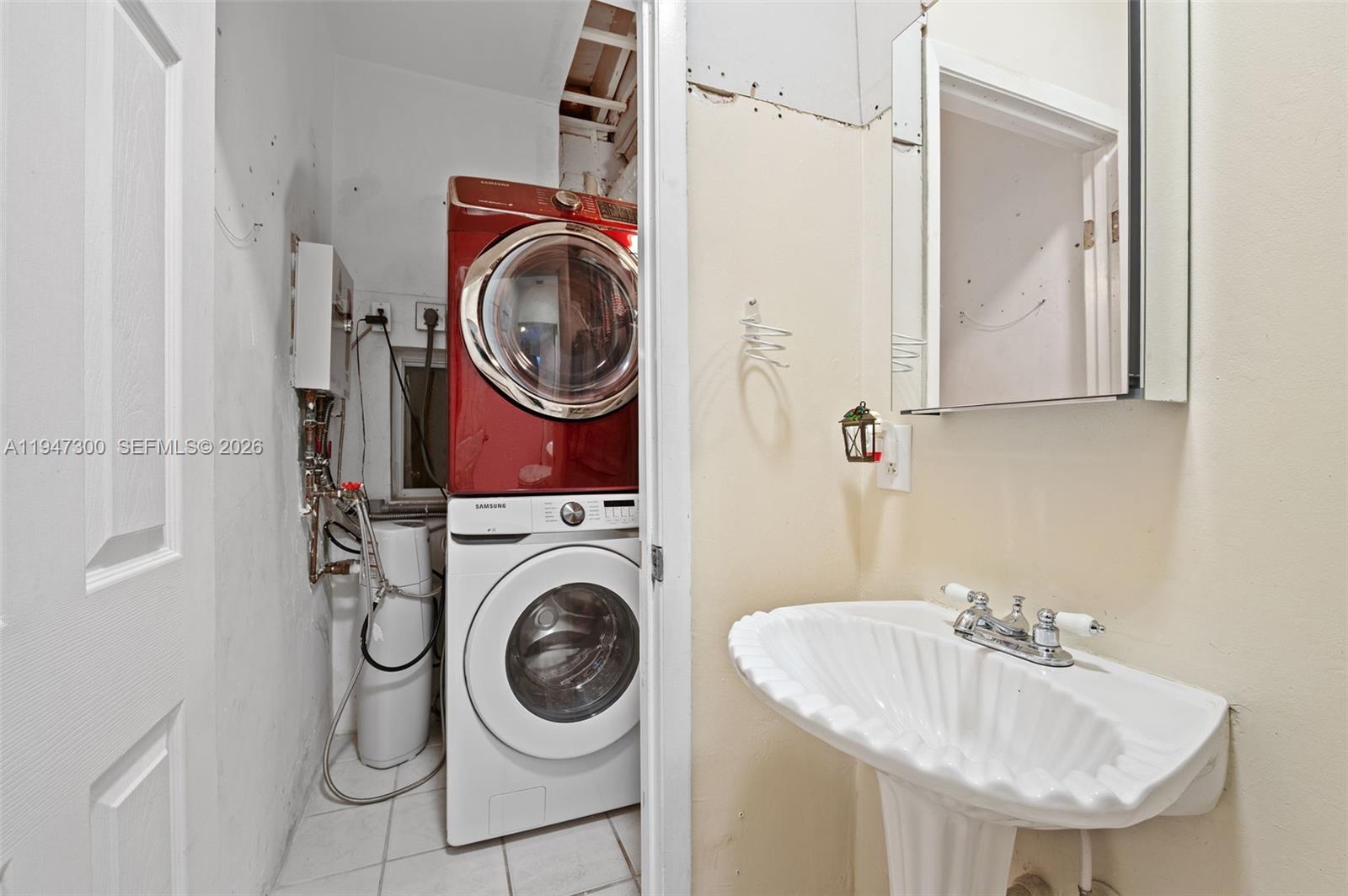 9280 Abbott Avenue Surfside, FL 33154 - Photo 26 of 40