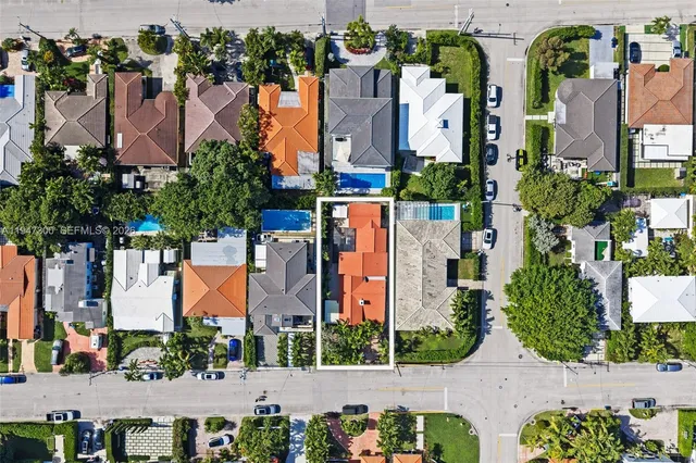 $1,595,000 | 9280 Abbott Avenue, Surfside, FL 33154