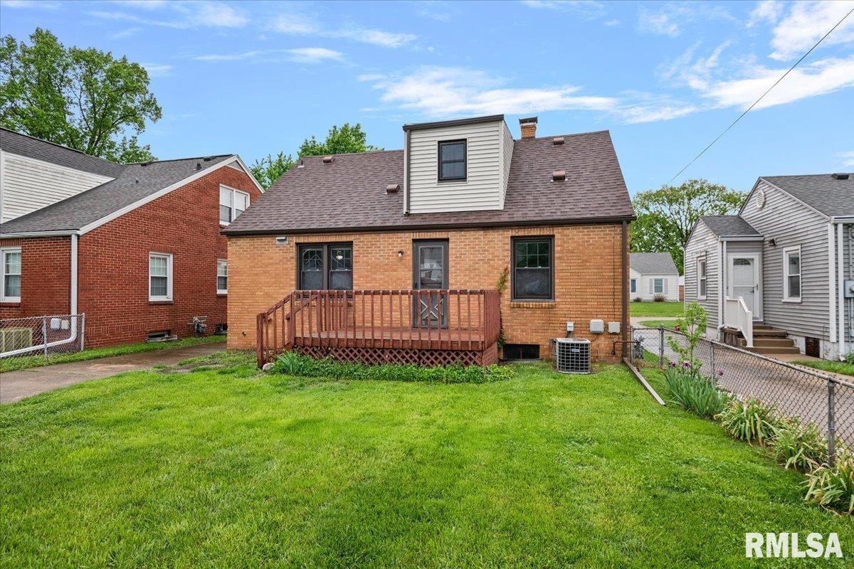 2020 Marland Street Springfield, IL 62702 - Photo 27 of 30