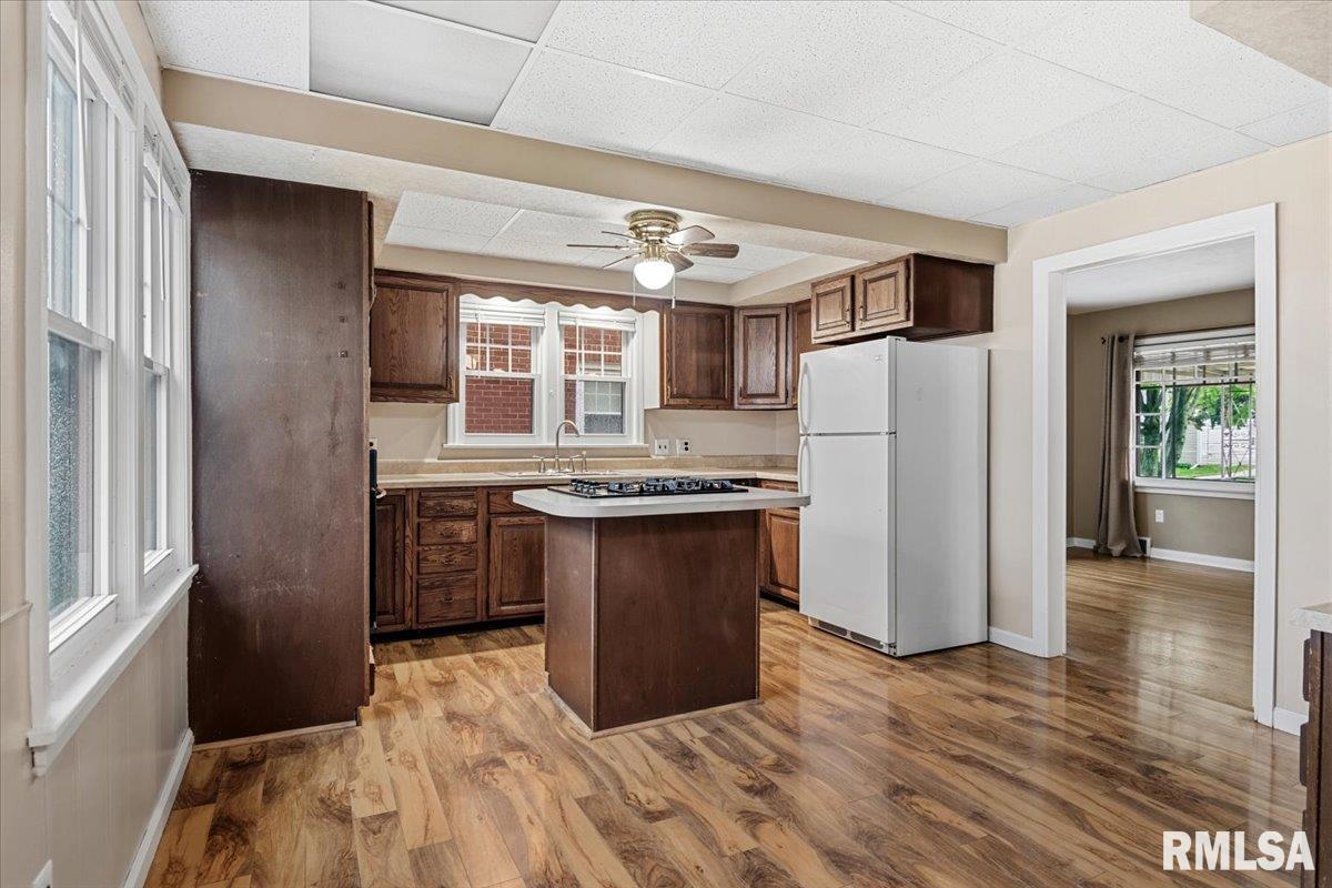 2020 Marland Street Springfield, IL 62702 - Photo 7 of 30