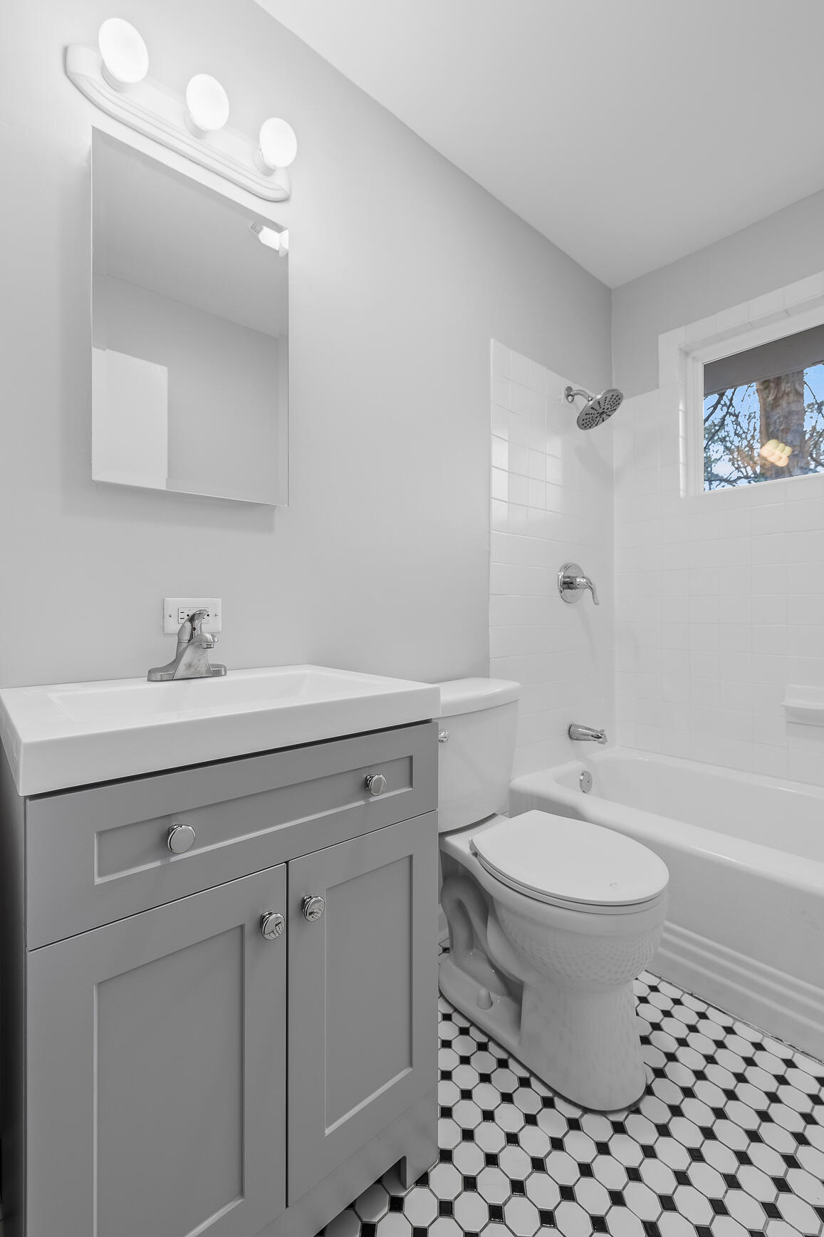 302 South Moore Road Chattanooga, TN 37411 - Photo 23 of 29 Moore-16