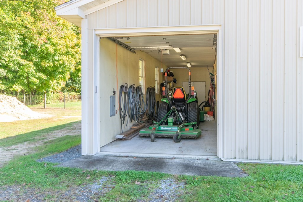 194 Pomeroy Meadow Road Southampton, MA 01073 - Photo 31 of 36 Gallery Image 31