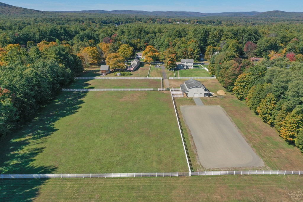 194 Pomeroy Meadow Road Southampton, MA 01073 - Photo 32 of 36 Gallery Image 32