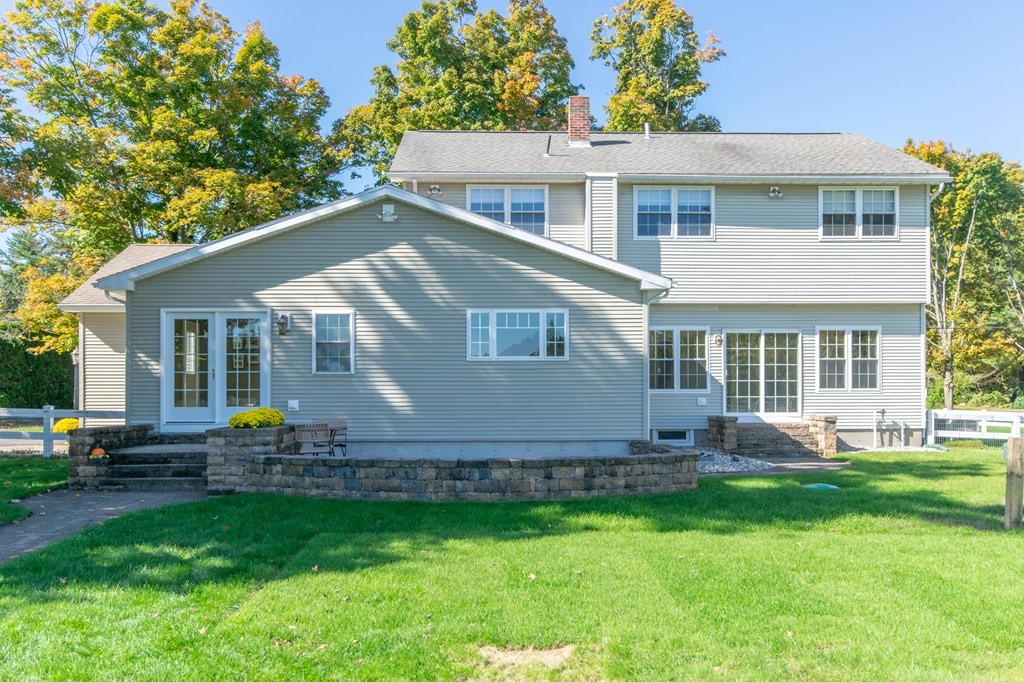 194 Pomeroy Meadow Road Southampton, MA 01073 - Photo 5 of 36 Gallery Image 5