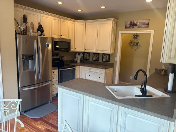 $689,900 | 4323 West Moss Lane, Bloomington, IN 47403