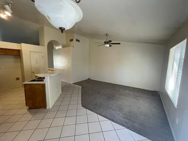$1,950 | 837 East Glenmere Drive, Chandler, AZ 85225