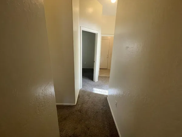 $1,950 | 837 East Glenmere Drive, Chandler, AZ 85225