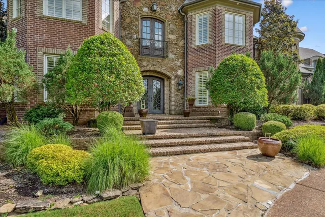 $2,499,999 | 269 North Monterey Farms Cove, Collierville, TN 38017