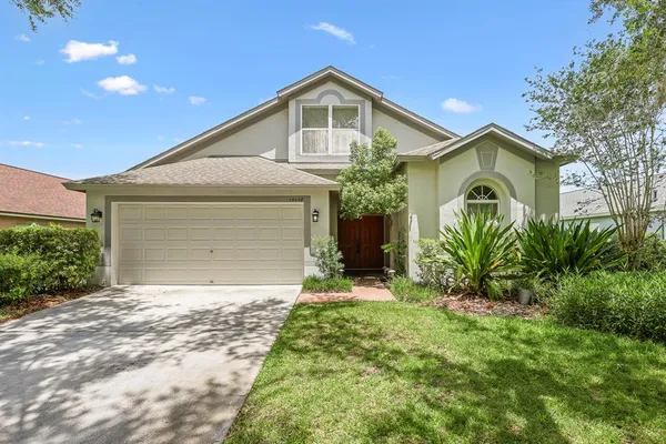 $2,900 | 15438 Martinmeadow Drive, Lithia, FL 33547