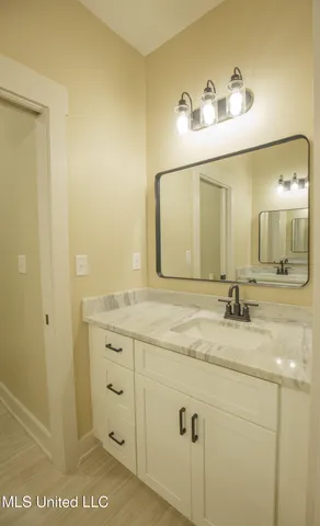 $459,000 | 22 Chapel Hl Drive, Holly Springs, MS 38635