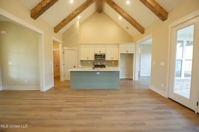 $459,000 | 22 Chapel Hl Drive, Holly Springs, MS 38635