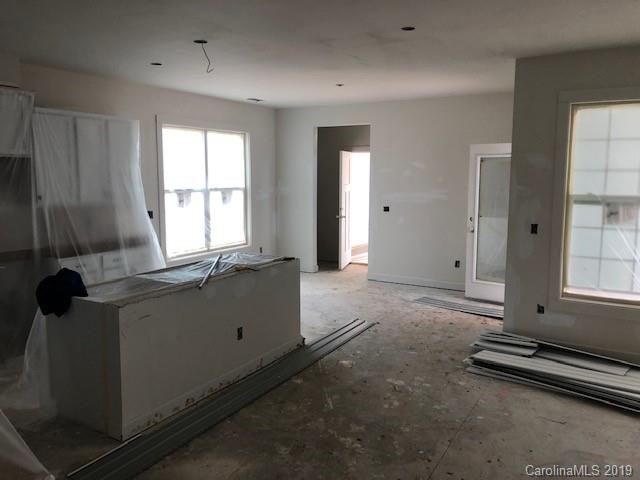 13320 Caite Ridge Road, Unit 185 Davidson, NC 28036 - Photo 5 of 17 Gallery Image 5