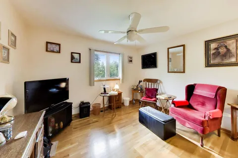 $419,000 | 10622 South 84th Avenue, Palos Hills, IL 60465