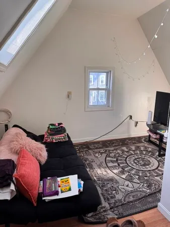 $2,500 | 193 Power Street, Unit 3, Providence, RI 02906