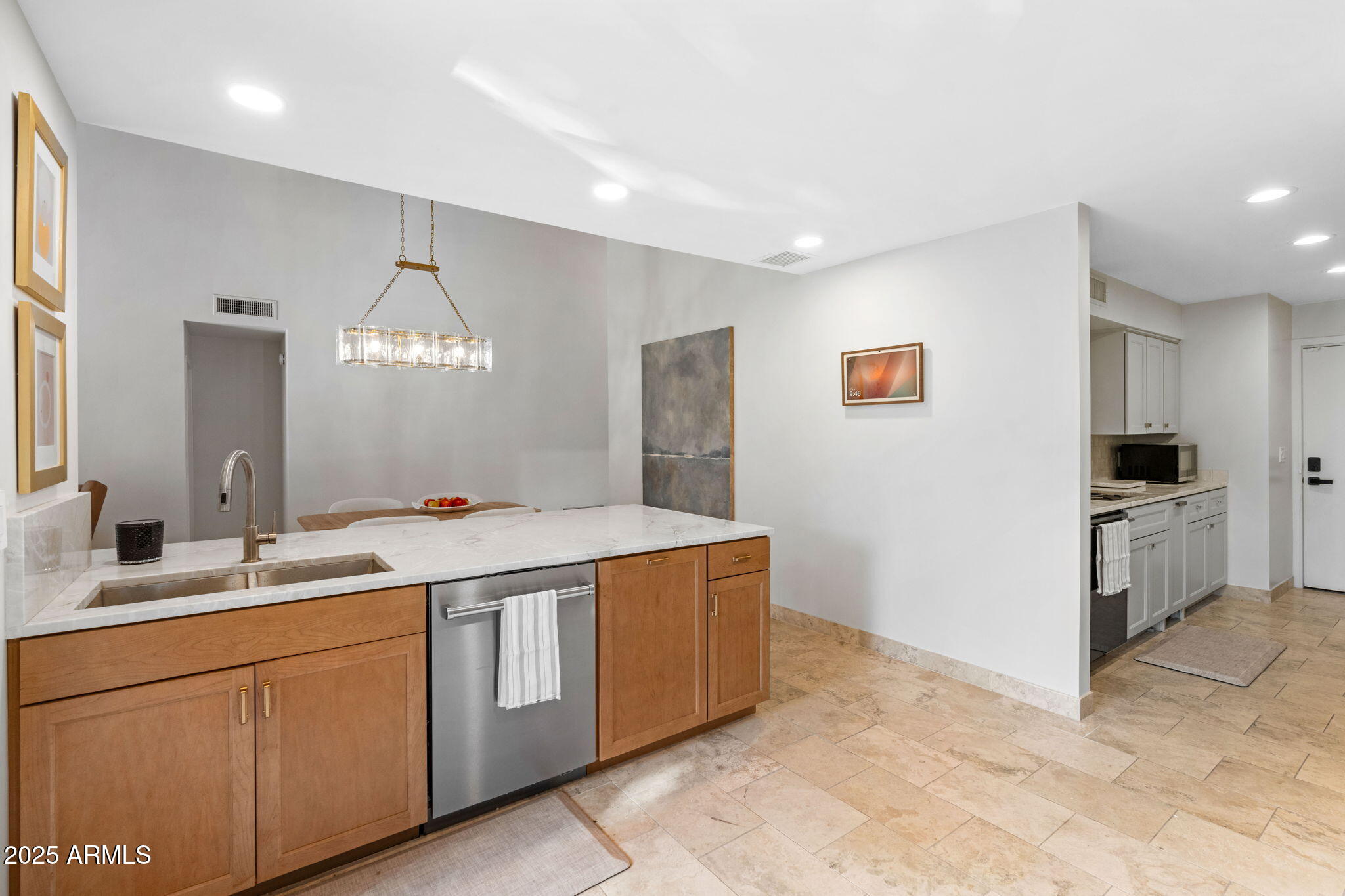 6205 North 29th Place Phoenix, AZ 85016 - Photo 17 of 40 17-web-or-mls-6205-n-29th-pl