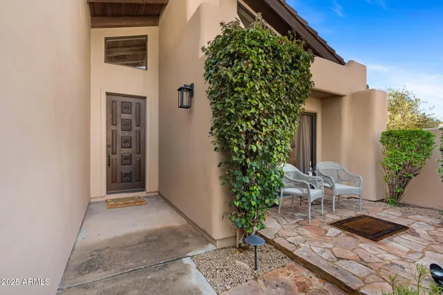 $1,170,000 | 6205 North 29th Place, Phoenix, AZ 85016