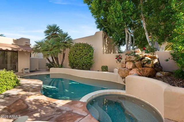 $1,170,000 | 6205 North 29th Place, Phoenix, AZ 85016