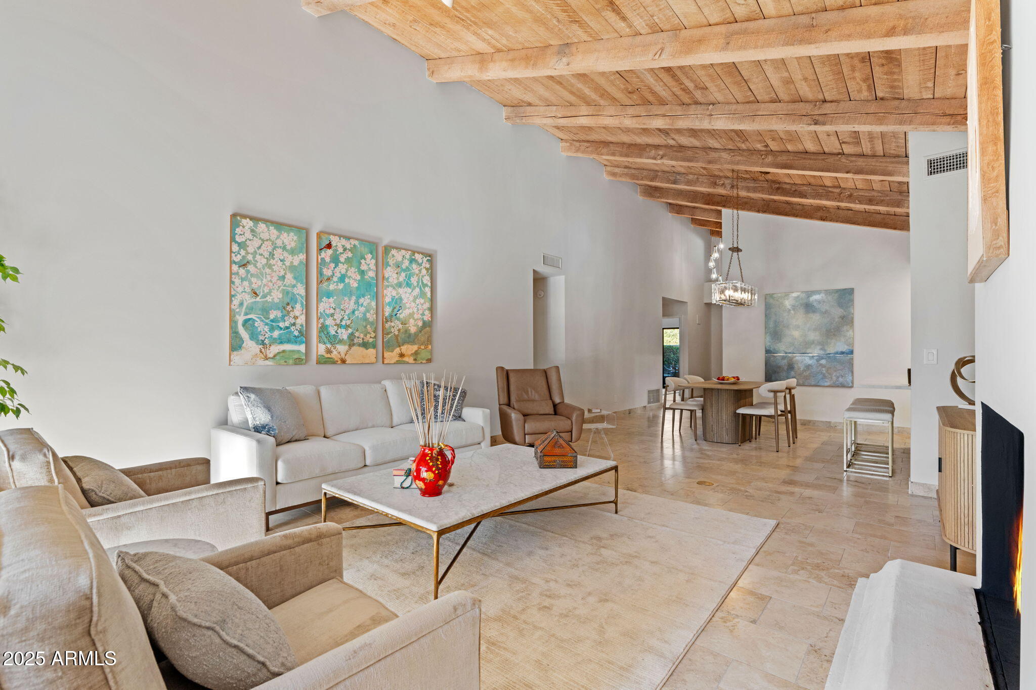 6205 North 29th Place Phoenix, AZ 85016 - Photo 9 of 40 9-web-or-mls-6205-n-29th-pl