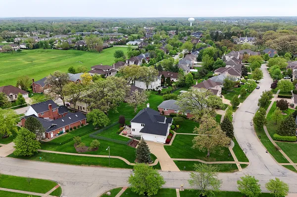 $799,000 | 1231 Abbey Oaks Drive, Lemont, IL 60439