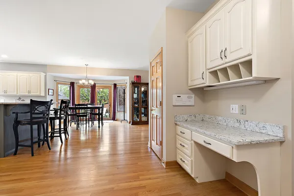 $799,000 | 1231 Abbey Oaks Drive, Lemont, IL 60439