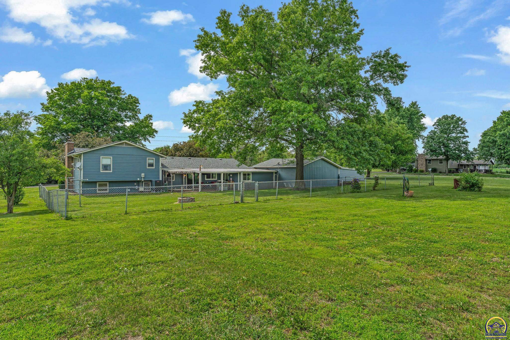 4832 Northeast Kincaid Road Topeka, KS 66617 - Photo 49 of 63