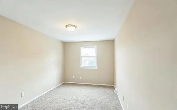 $2,800 | 5204 Leeward Road, Unit N, Bensalem, PA 19020