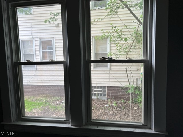 524 East 147th Street Cleveland, OH 44110 - Photo 9 of 22