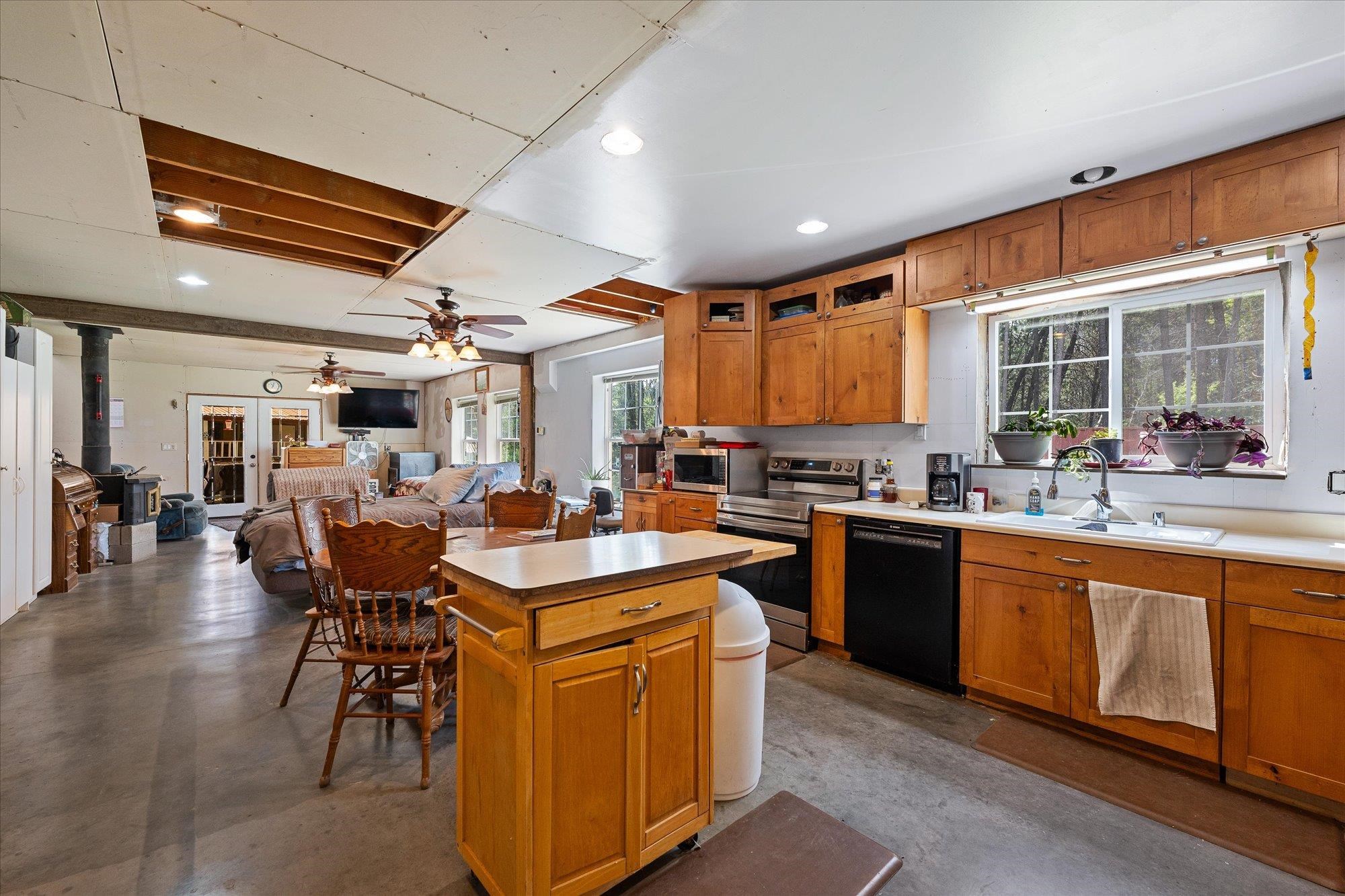 4226 Springdale Hunters Road, Unit SUITE A & SUITE B Springdale, WA 99173 - Photo 24 of 36