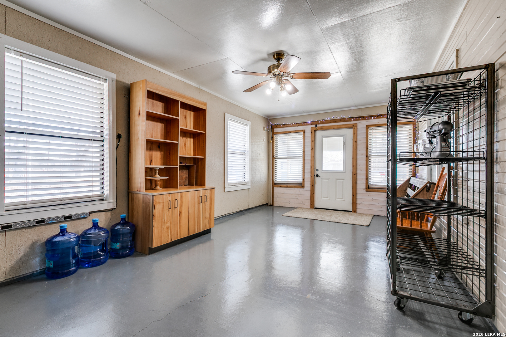 501 Green Street Poth, TX 78147 - Photo 9 of 38