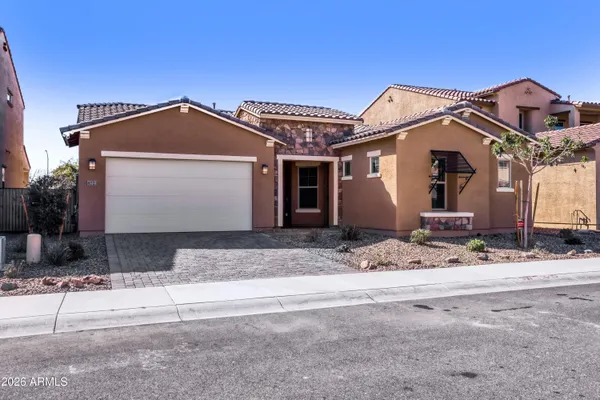 $685,000 | 8723 West Vista Avenue, Glendale, AZ 85305