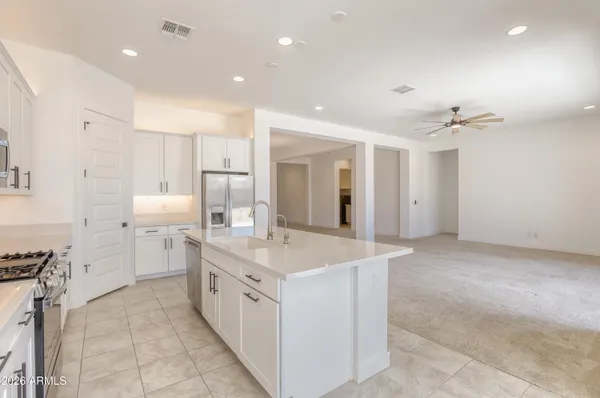 $685,000 | 8723 West Vista Avenue, Glendale, AZ 85305