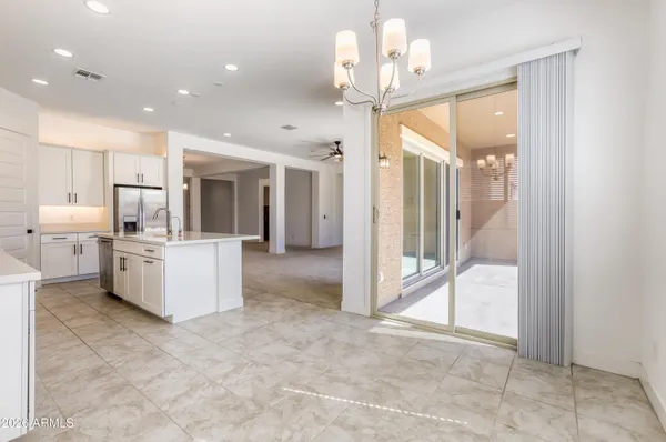 $685,000 | 8723 West Vista Avenue, Glendale, AZ 85305