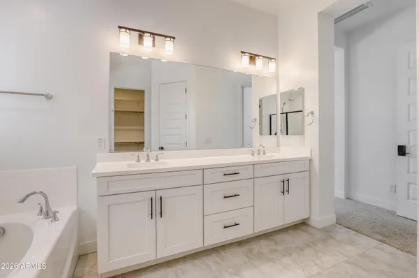 $685,000 | 8723 West Vista Avenue, Glendale, AZ 85305